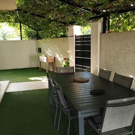 Villa J Et V Bedarrides Bagian luar foto