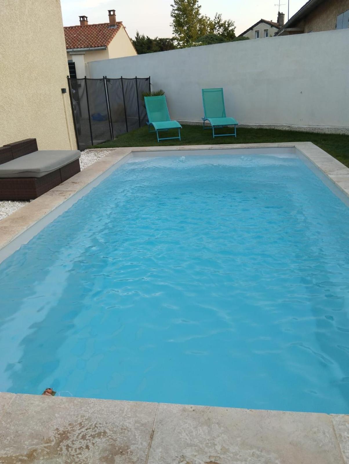 Villa J Et V Bedarrides Bagian luar foto